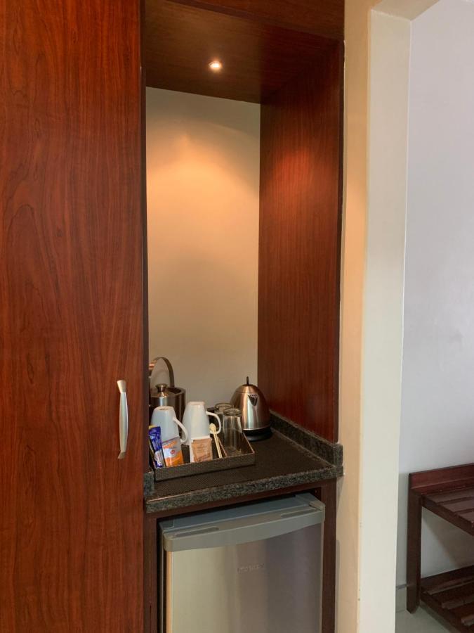 Royal Hotel Полокване Екстер'єр фото